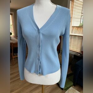 Halogen rib fitted vneck button cardigan in baby blue